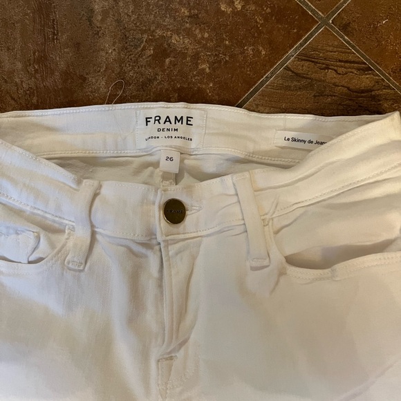 FRAME Denim "Le Skinny de Jeanne" White Jeans - Picture 4 of 10
